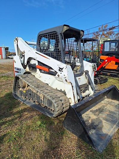 2011 bobcat t750 skidsteer